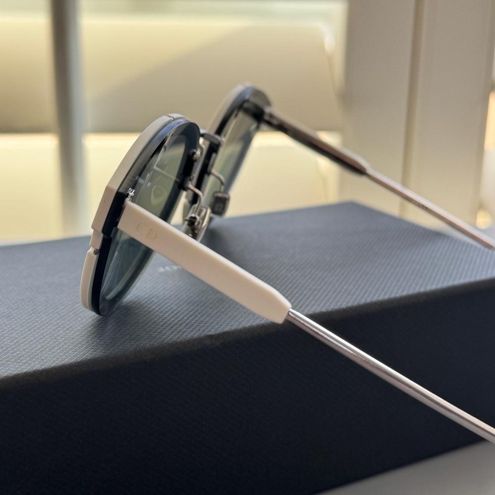 Dior Magnitude White and Silver Men's Glasses - Picture 14 of 15